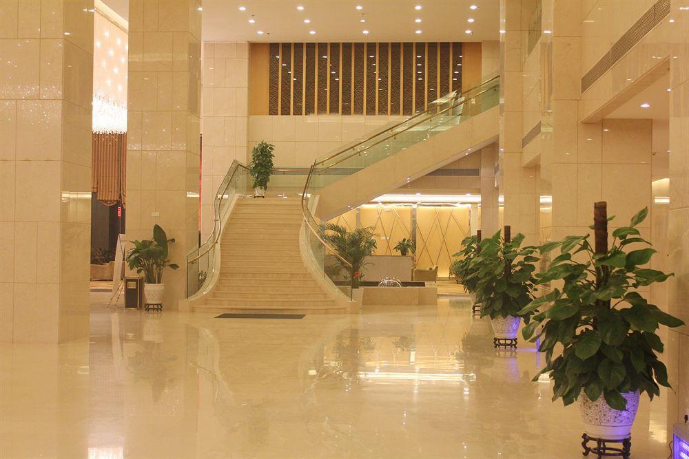 New Cozy Harbour Hotel Nanning Bagian luar foto