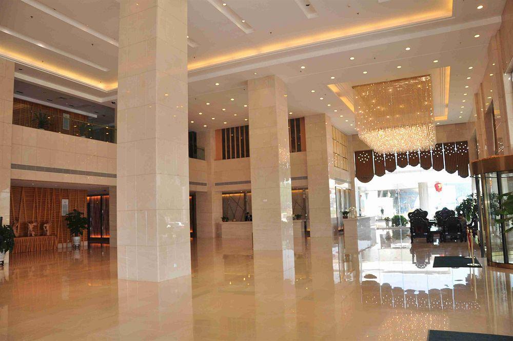 New Cozy Harbour Hotel Nanning Bagian luar foto